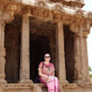 Meet your Posher, Elizabeth